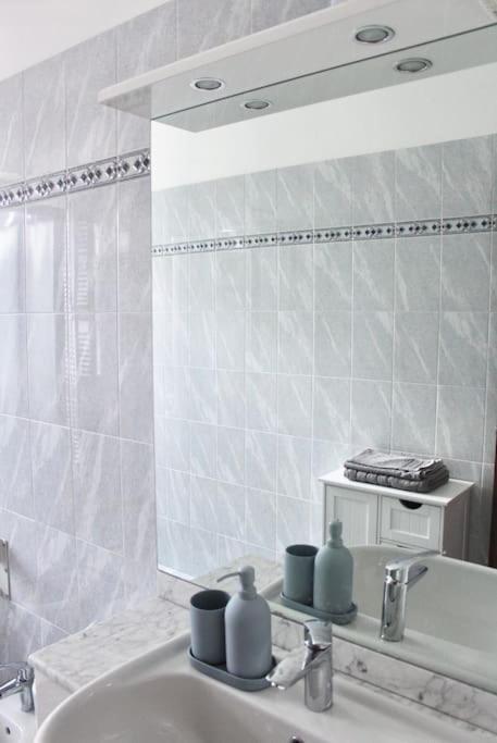 Luxury Apartment With View Como Luaran gambar